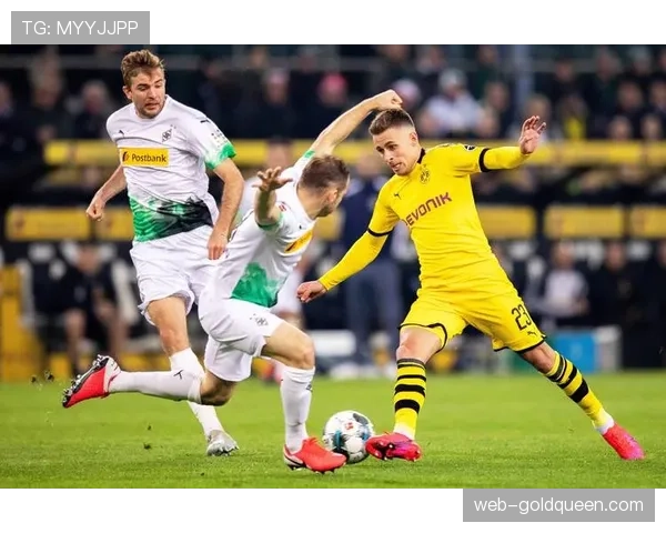 亚特兰大主场迎战多特蒙德，意甲球队背水一战需净胜两球